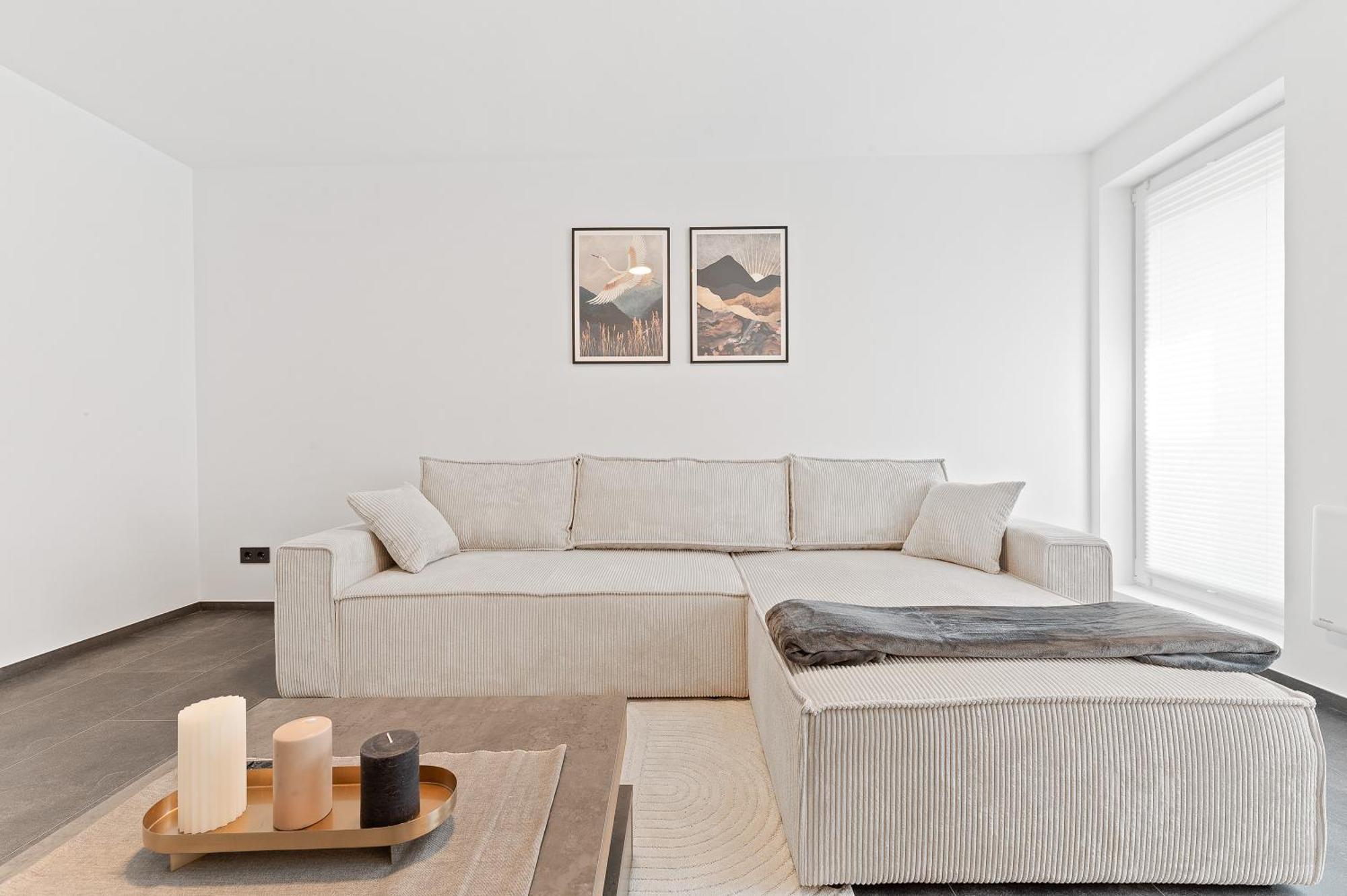 Apartment Stilvolle Mit Loggia Im Stadtzentrum - Kingsize Bett - Smart Tv - Netflix - 60qm - 24h Check-in *